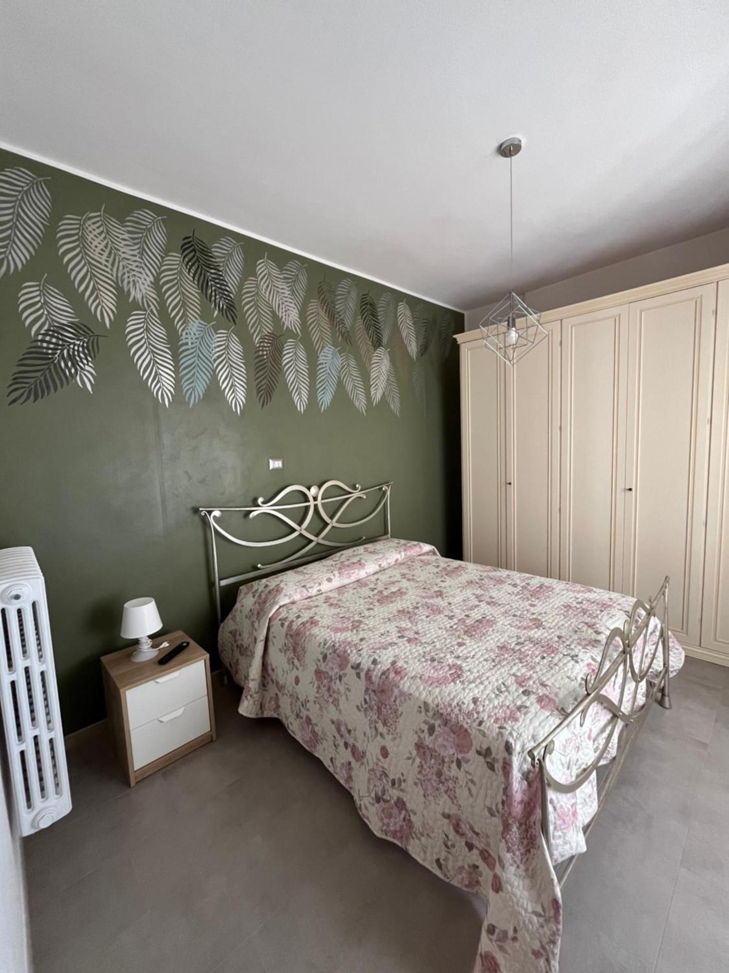 Bouganville Casa Vacanza Ambiente Climatizzato Con Wi Fi Pineto Εξωτερικό φωτογραφία
