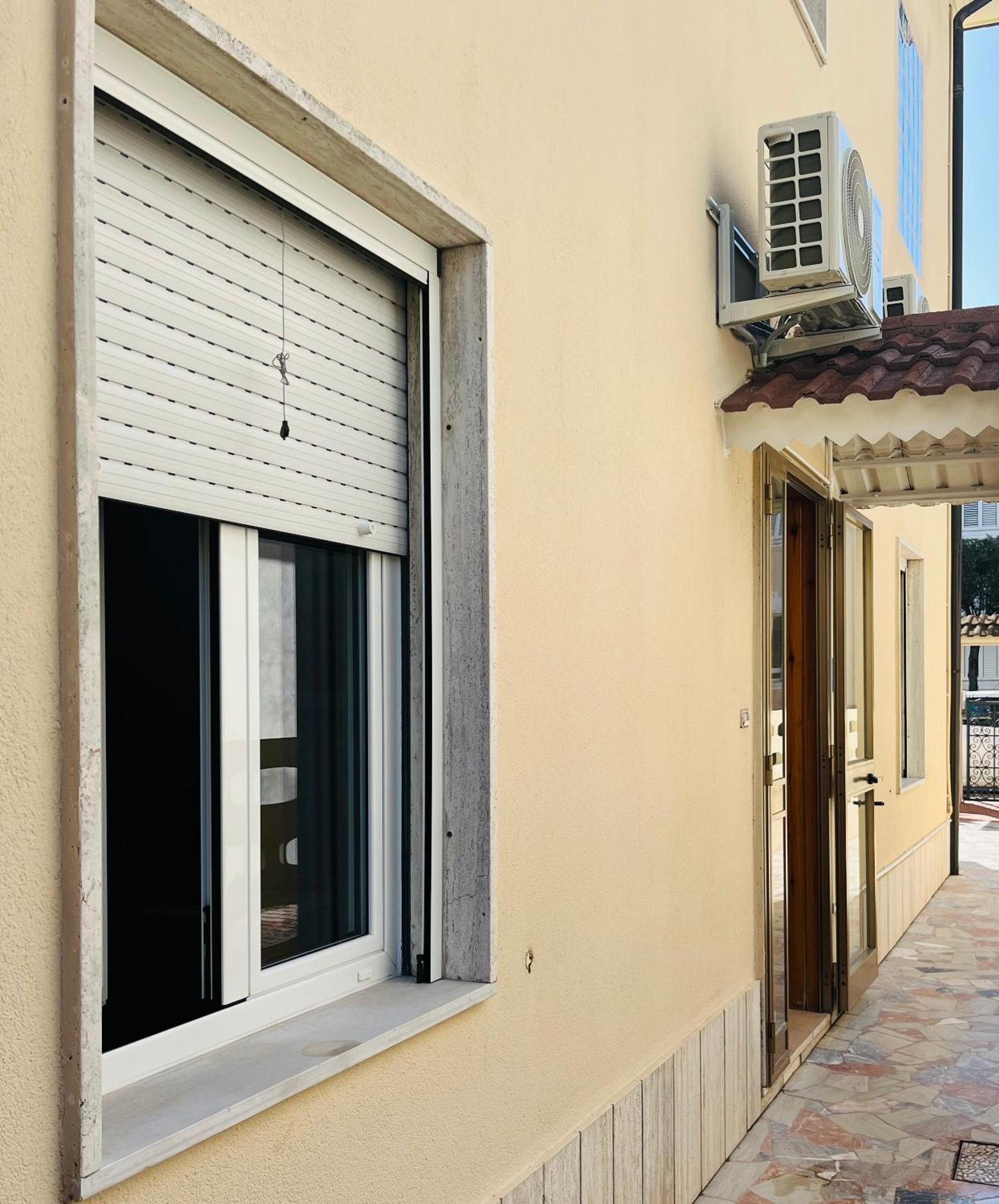 Bouganville Casa Vacanza Ambiente Climatizzato Con Wi Fi Pineto Εξωτερικό φωτογραφία
