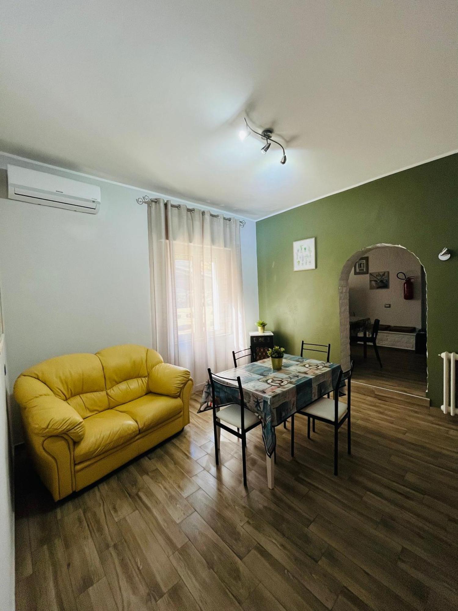 Bouganville Casa Vacanza Ambiente Climatizzato Con Wi Fi Pineto Εξωτερικό φωτογραφία